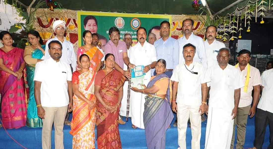 Minister Senkottaiyan who initiated the Pongal special project in Kopi