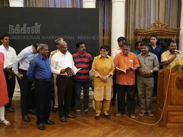 Chief Minister Narayanasamy went on a bike and said 'Happy Birthday!' Kiran Bedi
