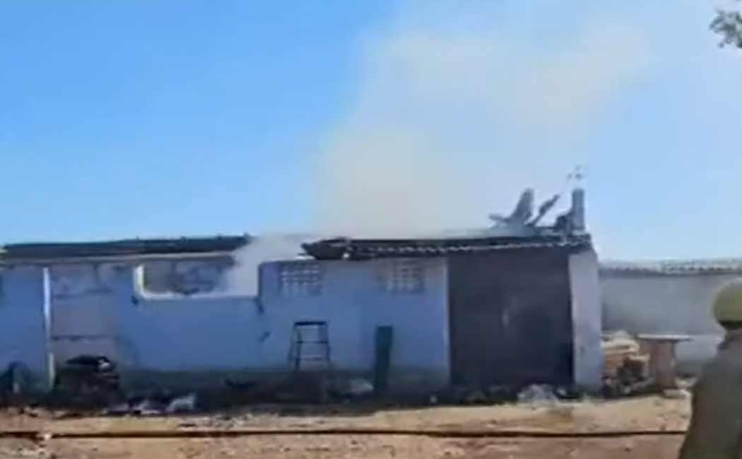 4 lost in firecracker factory explosion near Chatur