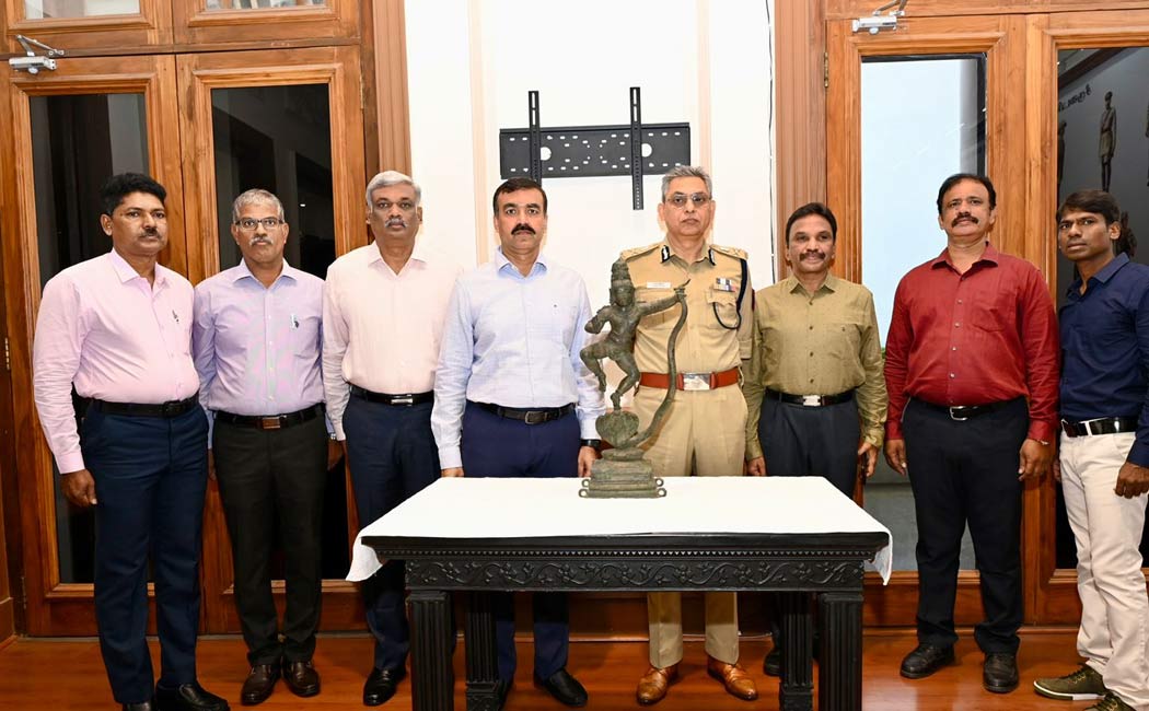 Rs. 5 Crore Kaliya Marthana Krishna Metal Statue Recovery!