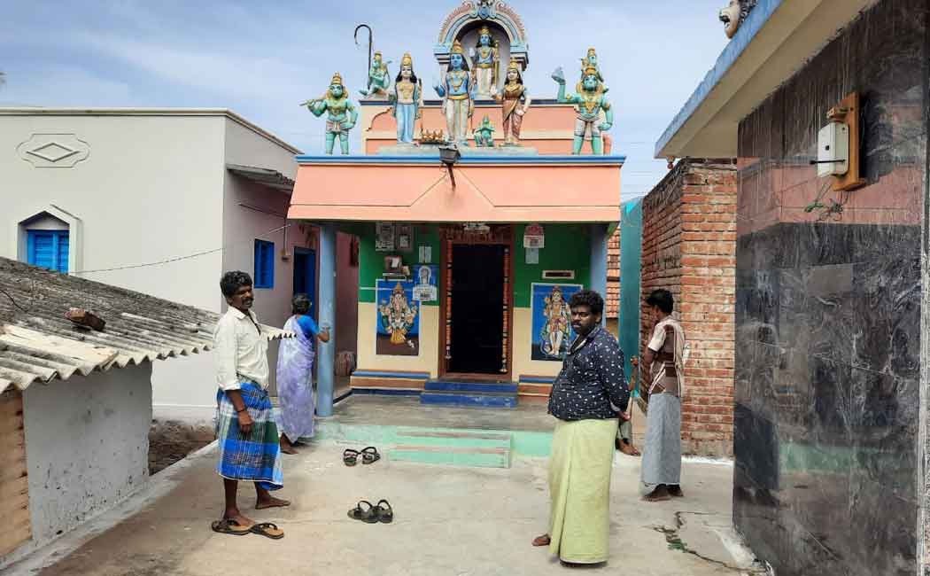 Mysterious people involved in theft at temple