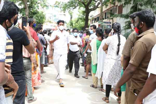 Minister of School Education conducting a surprise inspection of schools