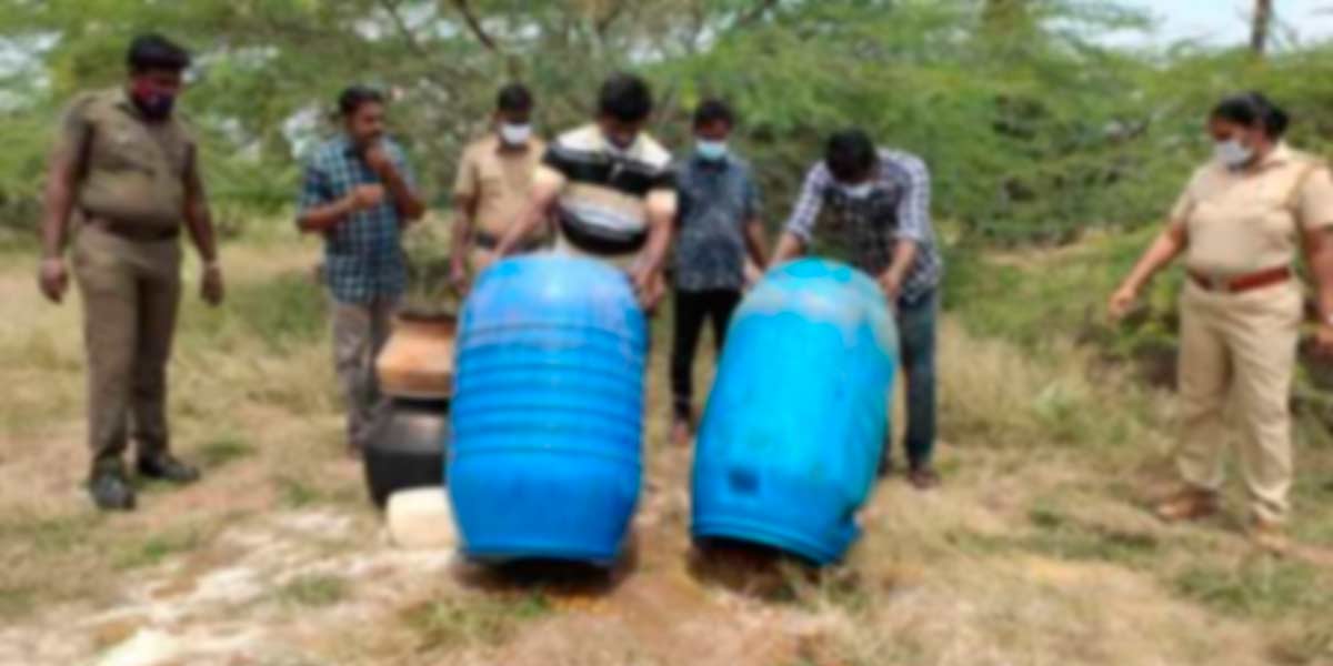 A series of raids on the hills; Destruction of 5200 liters of adulterated liquor