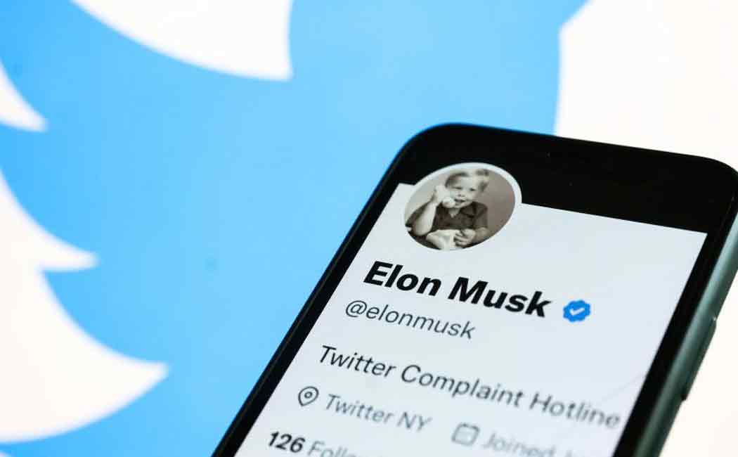The facility to buy blue ticks on Twitter has been suspended