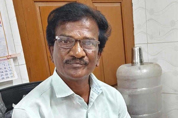 police arrested the Deputy District Collector who took the bribe