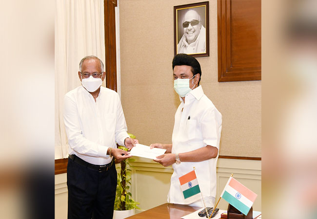 Meet the Chief Minister in person for flood relief work Funded by TVS. Team Leader!