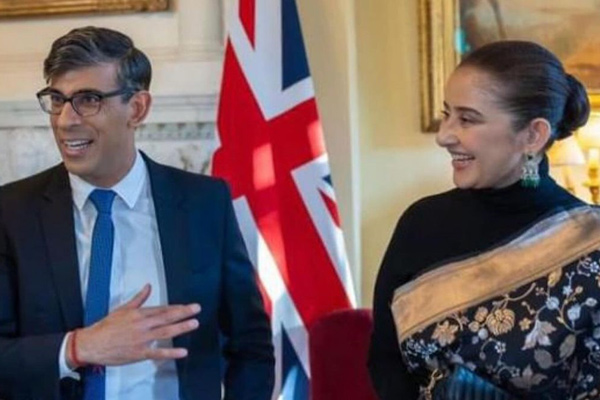 manisha koirala meets UK PM Rishi Sunak