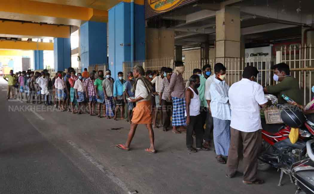 Trans Community Kitchen feeds roadside people and the helpless ..!
