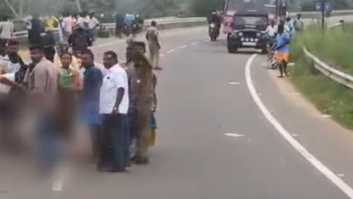 Truck collision accident- 3 losw their live