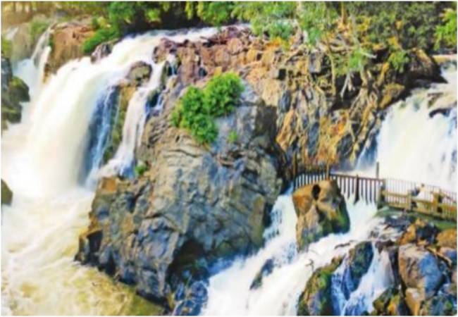 hogenakkal falls peoples and tourists allowed soon