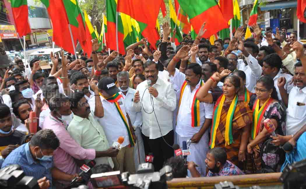 Governor's House siege led by Velmurugan