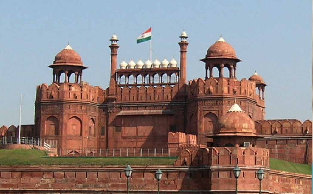 Temporary ban for tourists to visit Red Fort!