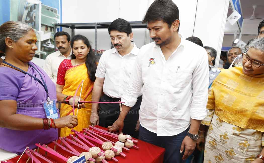 udhayanidhi stalin inaugurated pongal gift combo set sales in website