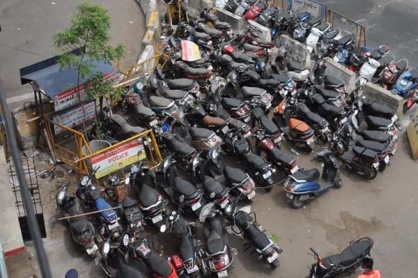 chennai police Vehicles seized