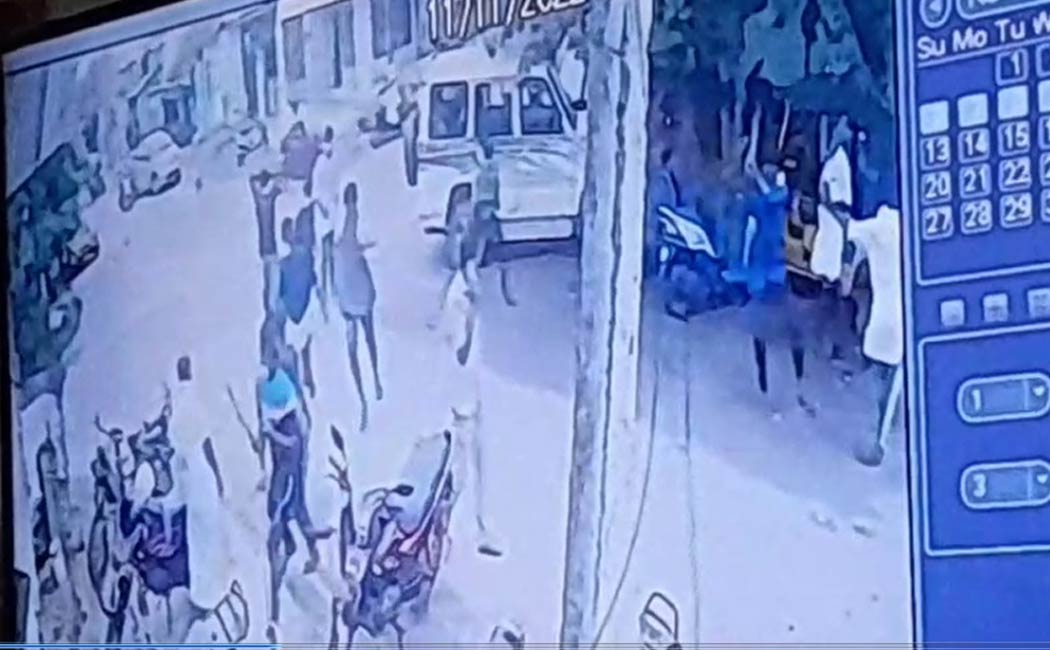 Conflict between college students sivaganga