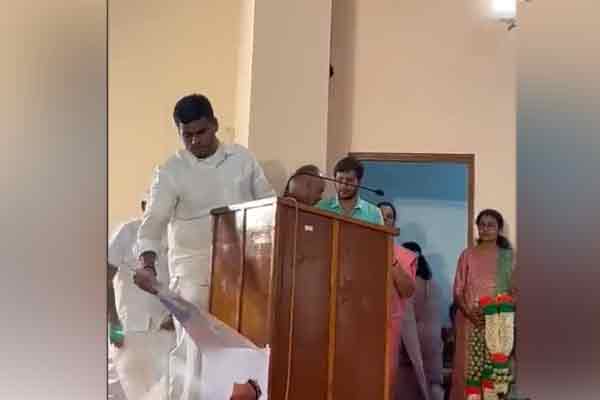 international womens day celebration annamalai tension in stage