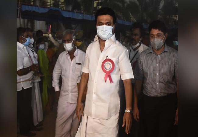 dmk mkstalin announced front line workers