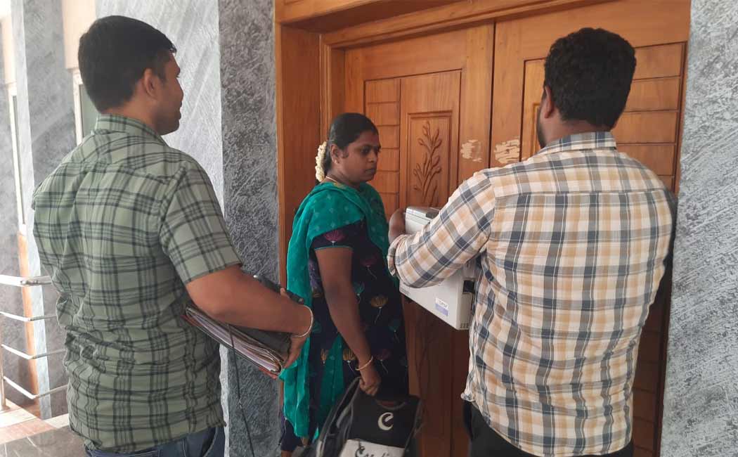 nti-corruption department raided the Theni deed registration office