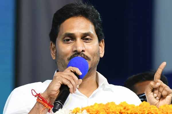 Leaders congratulate Chandrababu Naidu