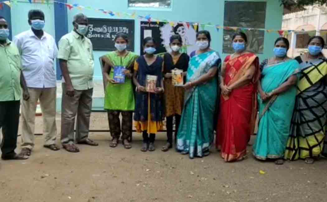 Government school students who win the NEET exam and go for medical consultation!
