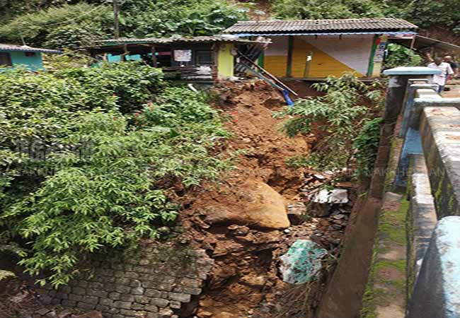 tamilnadu nilgiris heavy rains flood peoples affected need help