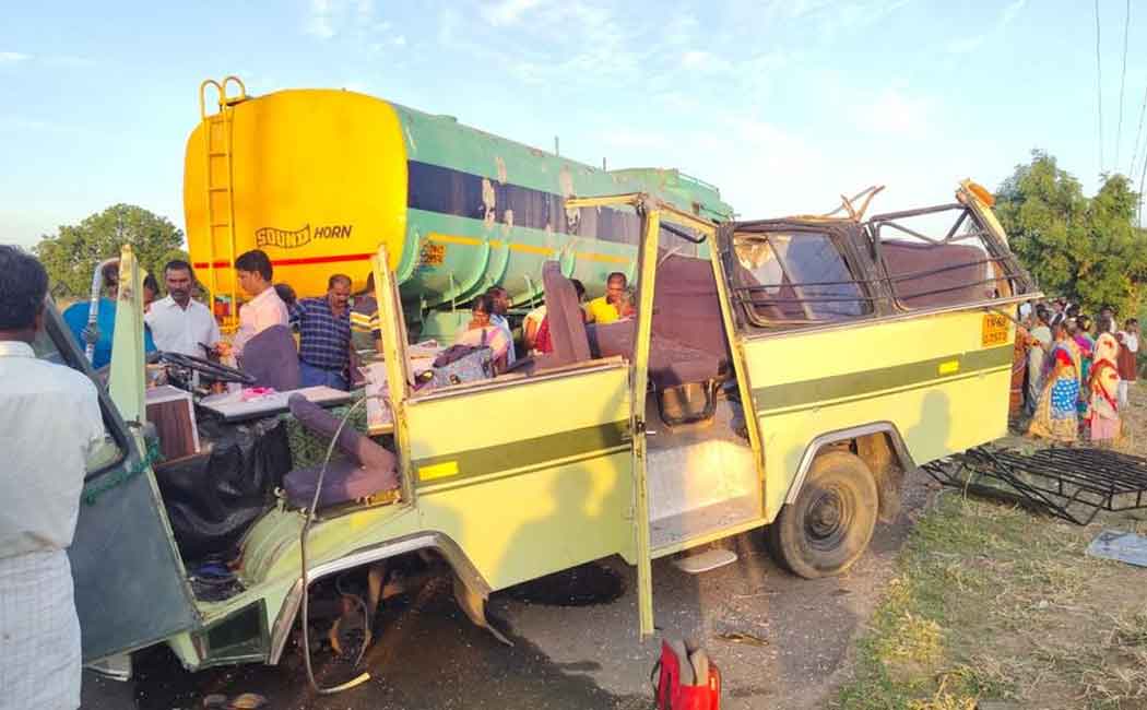 4 women passed away in van-truck head-on collision