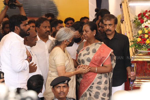 Nirmala Sitharaman said she came to pay tribute to Vijayakanth as soon as Modi said