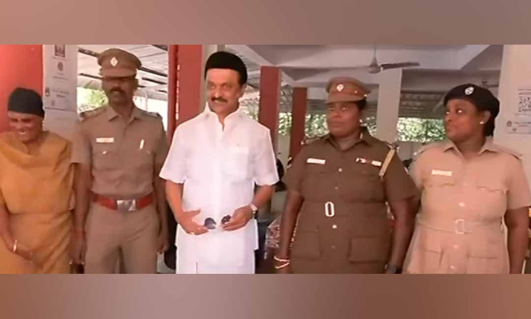 Chief Minister M.K.Stalin surprise inspection at the police station