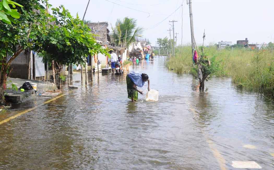 flood in street