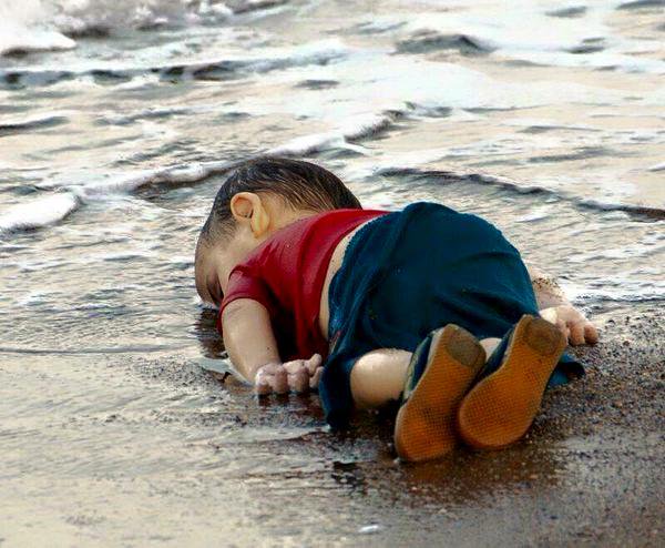 Tragedy for father and child... A heartbreaking photo!