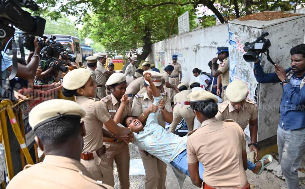 Indian Students Union protests against US for Incident students (Pictures)