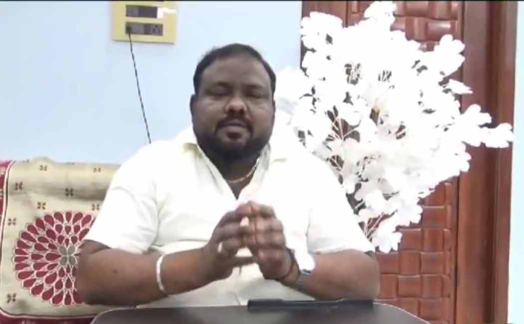 chit fund Company owner arrested for, who cheated by give gifts for Diwali