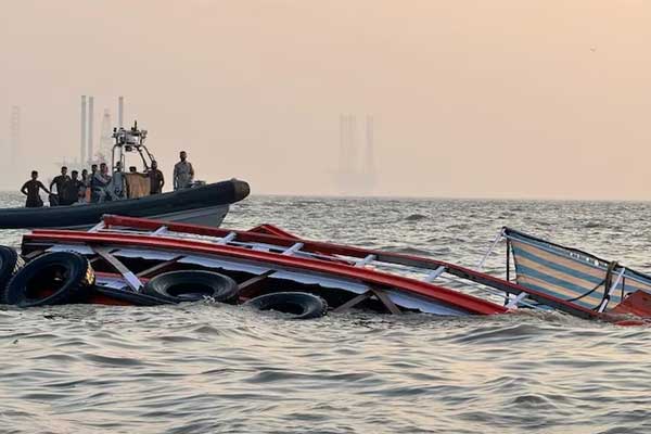 13 victims of tragedy for Terrible boat accident in maharashtra