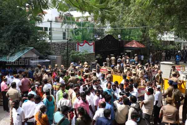 Government of Tamil Nadu approves appeal against order not to allow Jayalalithaa to enter memorial building
