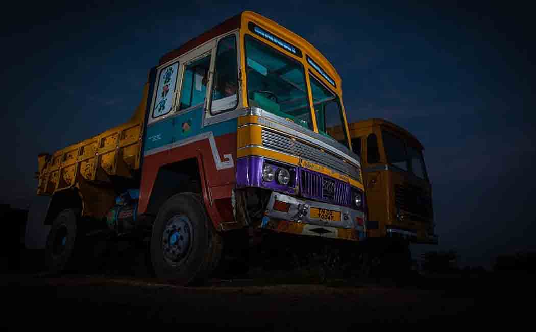 Theft lorry driver complaint in police