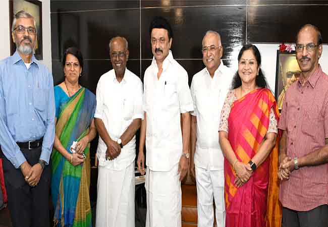 Solomon Pappaiah meets Tamil Nadu Chief Minister!