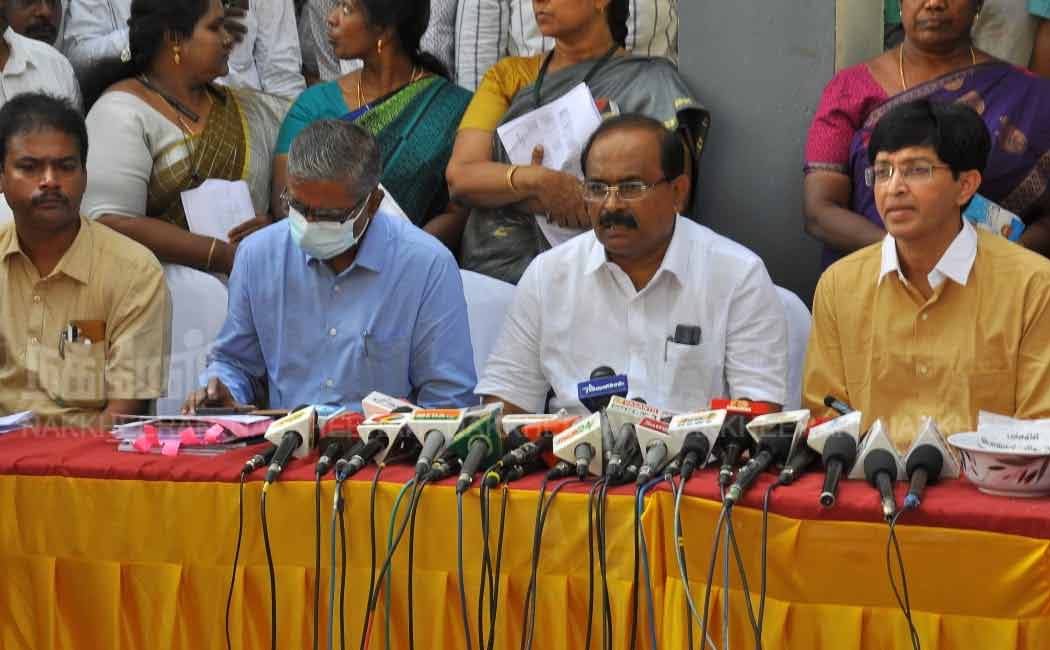 minister inspection on pongal gift combo