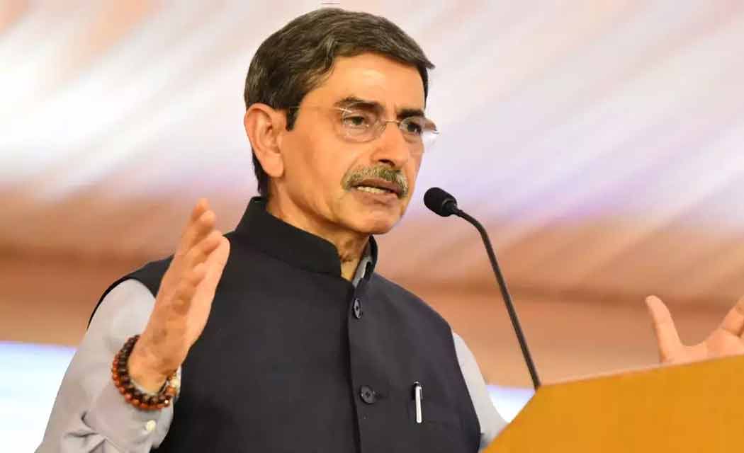 Governor Ravi said that he got education by serving the teacher