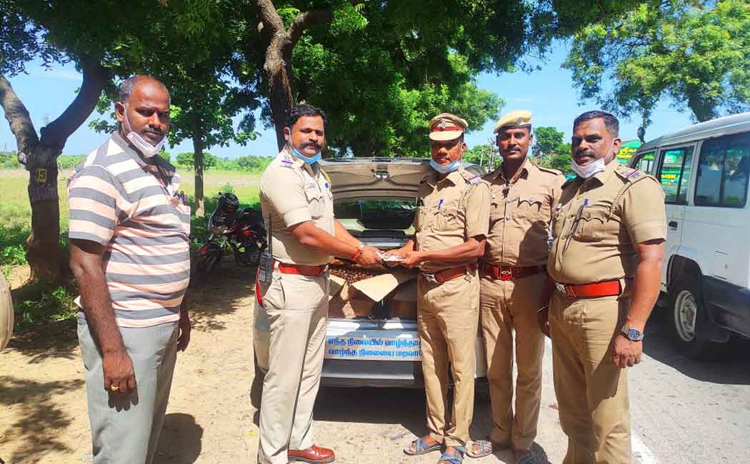 The higherofficials who rewarded the guards who skillfully kidnapped the kidnappers!