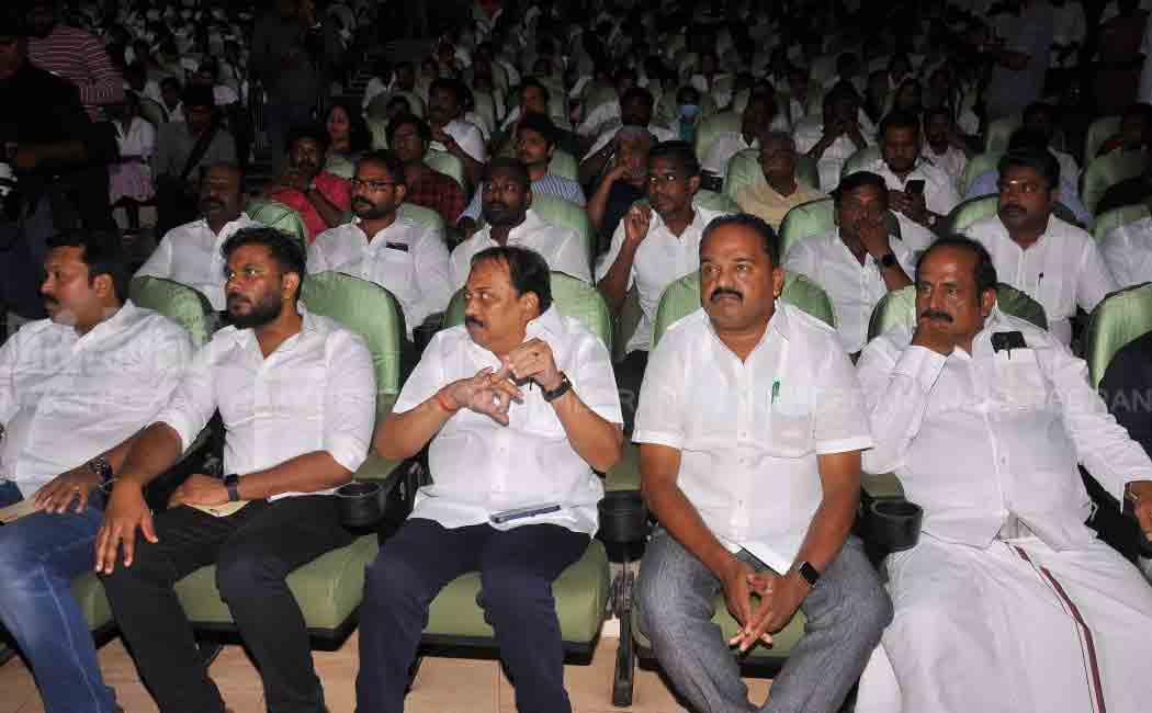 Signing for NEET Exemption Begins (Pictures)