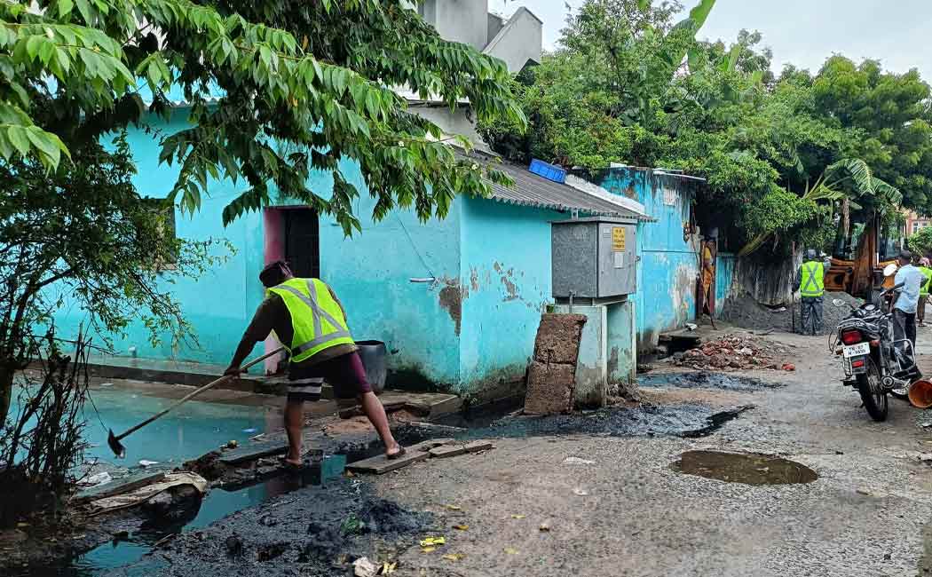 Due to the echo of Nakkheeran news accumulated sewage waste remove