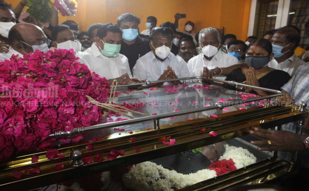 Leaders who paid tribute to Madhusudhanan's body