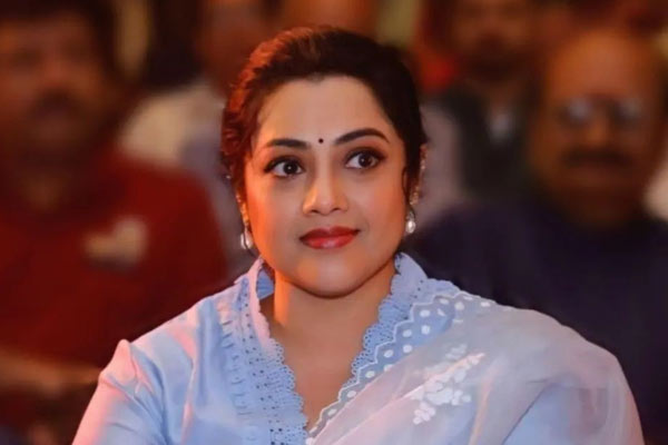 meena shocked to speak hindi in press meet iiffa 2024