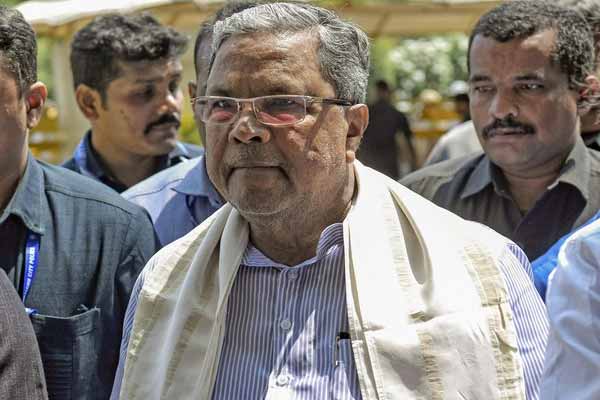 CM Siddaramaiah ordered to appear for Muda Case