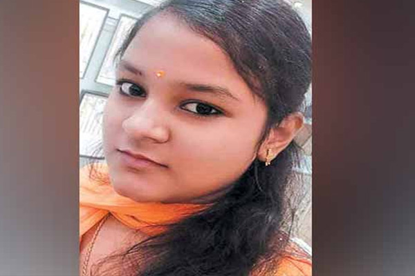 The judge's verdict A case of a student by pushing her in front of a train