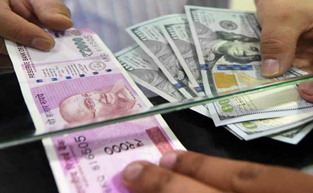 The value of the Indian rupee falls further... What will happen next?