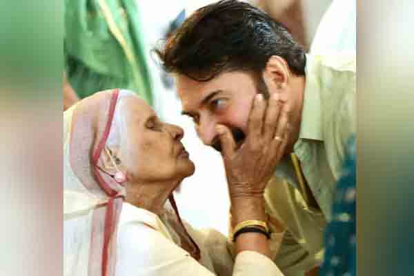 Mammootty's mother Fathima passed away