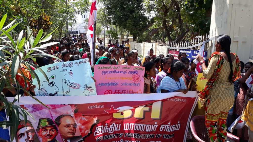 pollachi sexual abuse case; college students protest