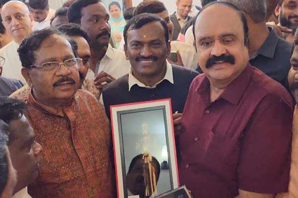 Pugazhendi meeting with Karnataka State Home Minister