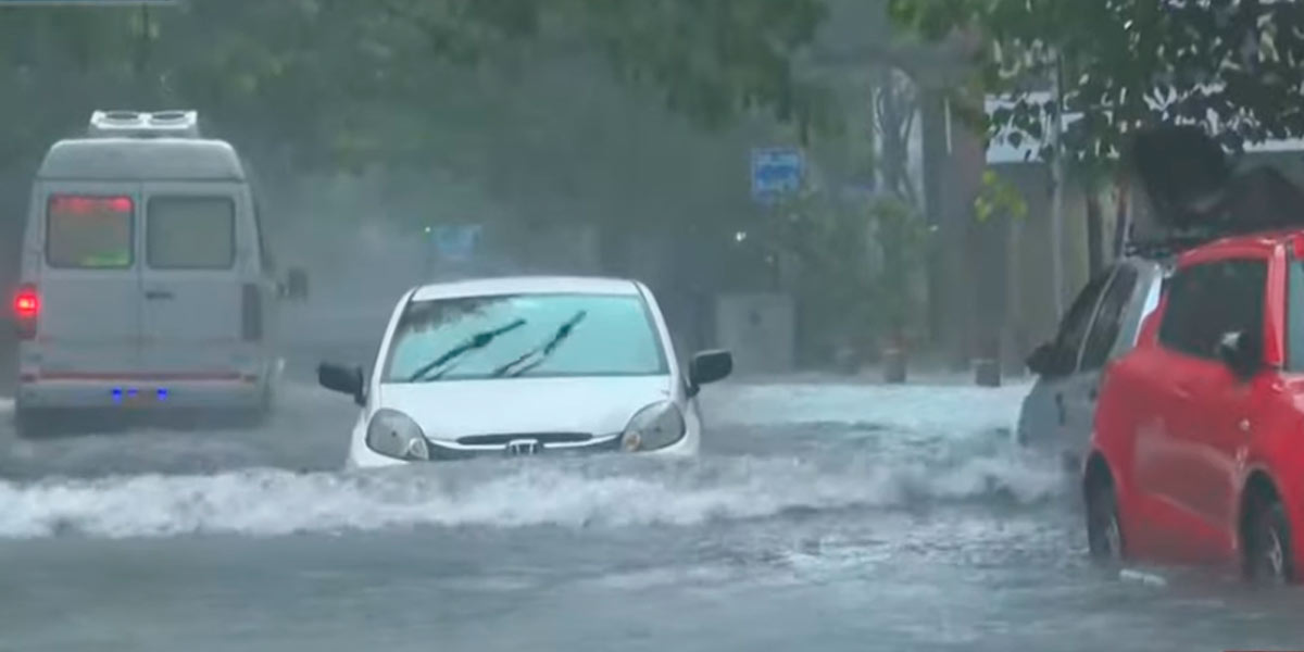 threatenedmichaung; Paralyzed Chennai